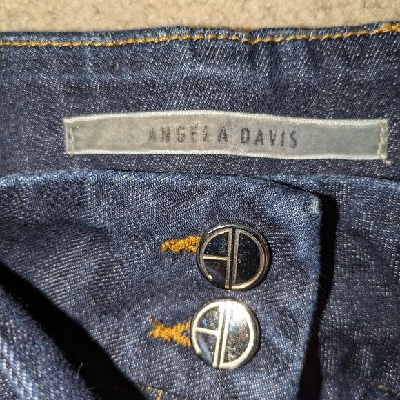Angela Davis Crop Wide Leg Jeans - Picture 2 of 4